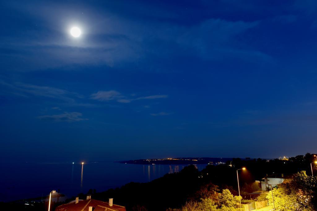 Ellinis Hotel Varna Exterior foto